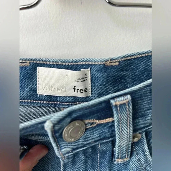 Aritzia Wilfred High rise straight leg jeans - Picture 5 of 10